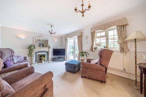 26 Brampton Close, Bedford, MK42 0HD