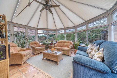 26 Brampton Close, Bedford, MK42 0HD