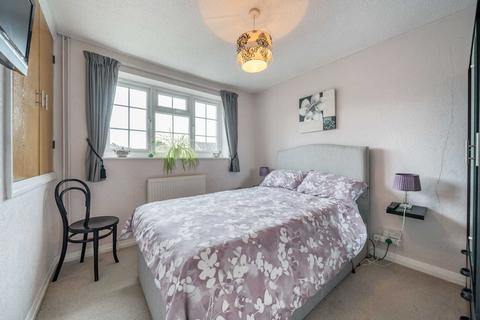 26 Brampton Close, Bedford, MK42 0HD