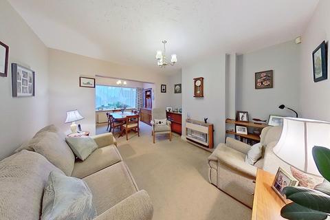 25 Ivanhoe Road, Herne Bay, CT6 6EG