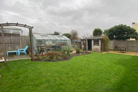 25 Ivanhoe Road, Herne Bay, CT6 6EG