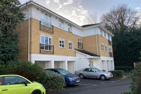 2 bedroom apartment to rent, Old Bracknell Lane East,  Bracknell,  RG12