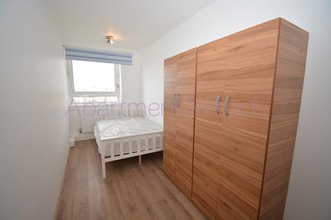 1 bedroom in a flat share to rent - Bowsprit Point  Westferry Road    (Canary Wharf), London, E14