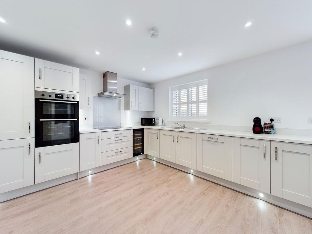 Kitchen / breakfast room