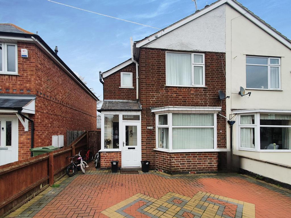 Firfield Avenue, Birstall, LE4 3 bed semidetached house £282,000