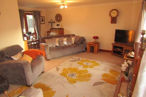 3 bedroom detached house for sale - Llys Y Crofft, Whitland, Carmarthenshire.