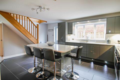 15 Denbigh Circle, Kinmel Bay, Rhyl, LL18 5HW