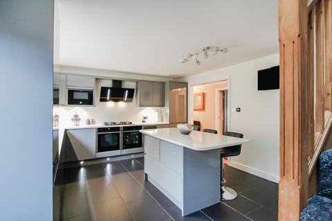 15 Denbigh Circle, Kinmel Bay, Rhyl, LL18 5HW