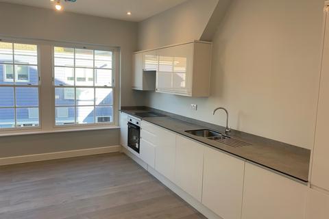 2 bedroom apartment for sale - High Street, Dymchurch, Romney Marsh, Kent