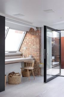 undefined, Vernon Yard, Notting Hill, W11