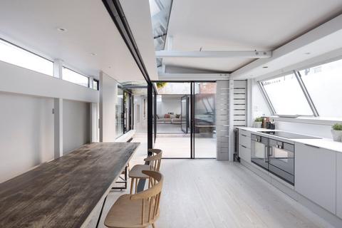 undefined, Vernon Yard, Notting Hill, W11