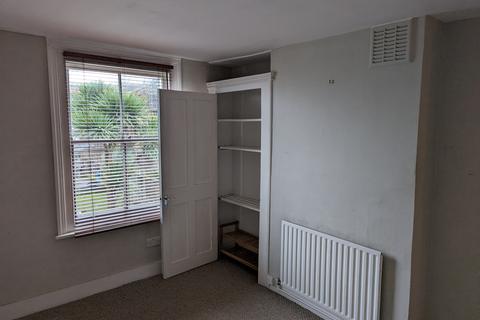 191b Friern Road, London, SE22 0BD