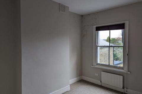191b Friern Road, London, SE22 0BD