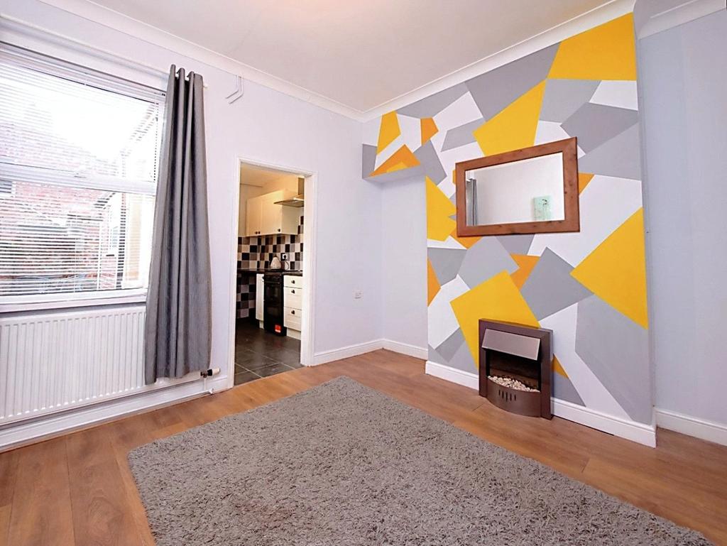 Horner Street, York, North Yorkshire, YO30 2 bed terraced house £190,000