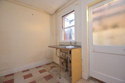 64 Surbiton Road, Ipswich, IP1 4AX