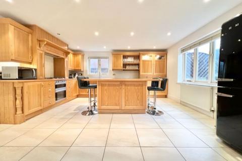 6 bedroom detached house for sale, BRIGG ROAD, CAISTOR
