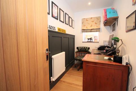 14 Waters Edge, Hedge End, Southampton, SO30 4AE