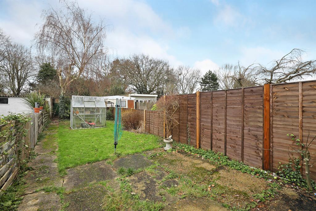 The Alders, Hanworth 3 bed terraced house for sale £400,000