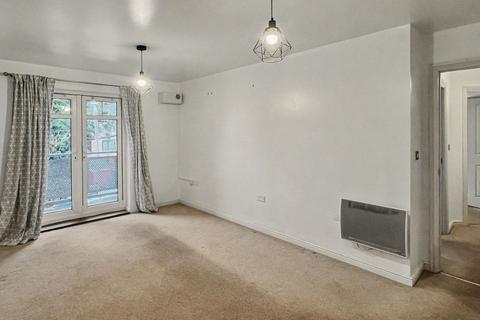 2 bedroom apartment to rent, Spring Gardens Road, High Wycombe