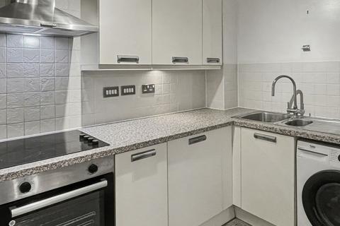 2 bedroom apartment to rent, Spring Gardens Road, High Wycombe