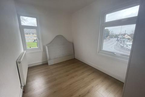 1 bedroom apartment to rent, Station Road, Uxbridge,UB8