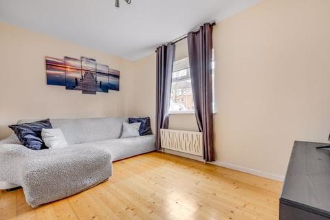 3 bedroom terraced house for sale - Buckhold Road, SW18