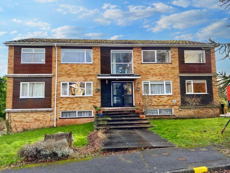 GORSLEY 2 bed apartment for sale £159,500