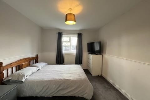 1 bedroom flat to rent, Badburgham Court, Waltham Abbey