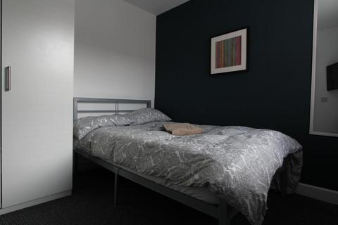 7 bedroom terraced house to rent, Hannan Road, Kensington, Liverpool