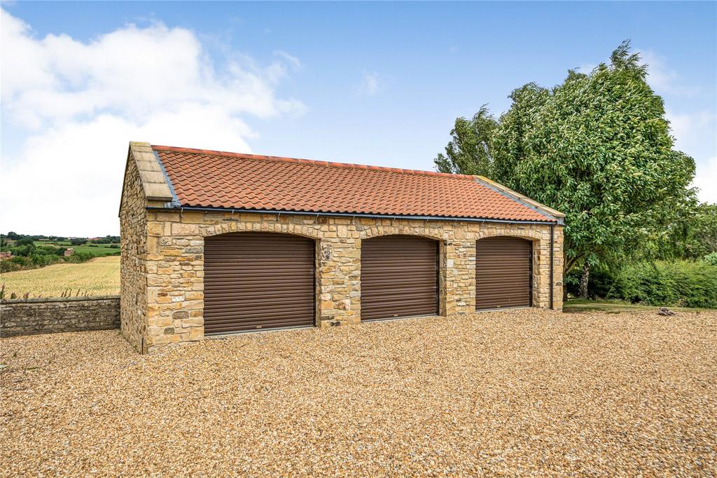 Triple Garage