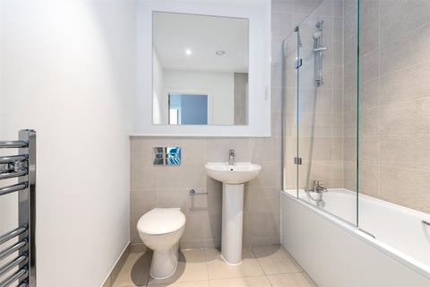 1 bedroom flat to rent, Chatham Waters, North House, Gillingham Gate Road, Gillingham, ME4