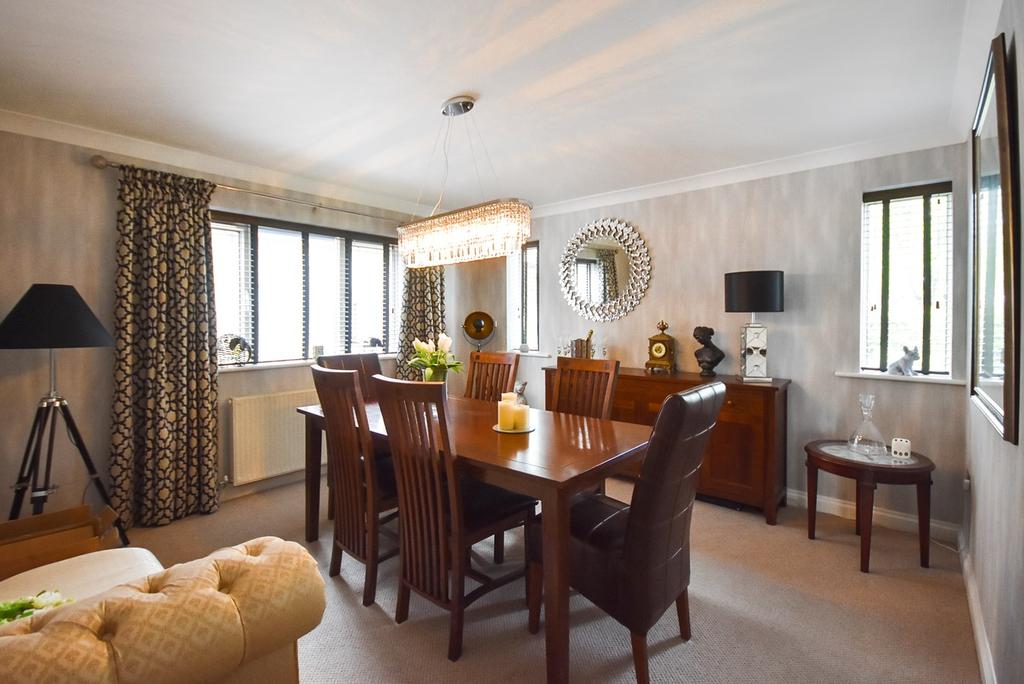 Alrewas Road, Kings Bromley, BurtononTrent, DE13 4 bed detached house