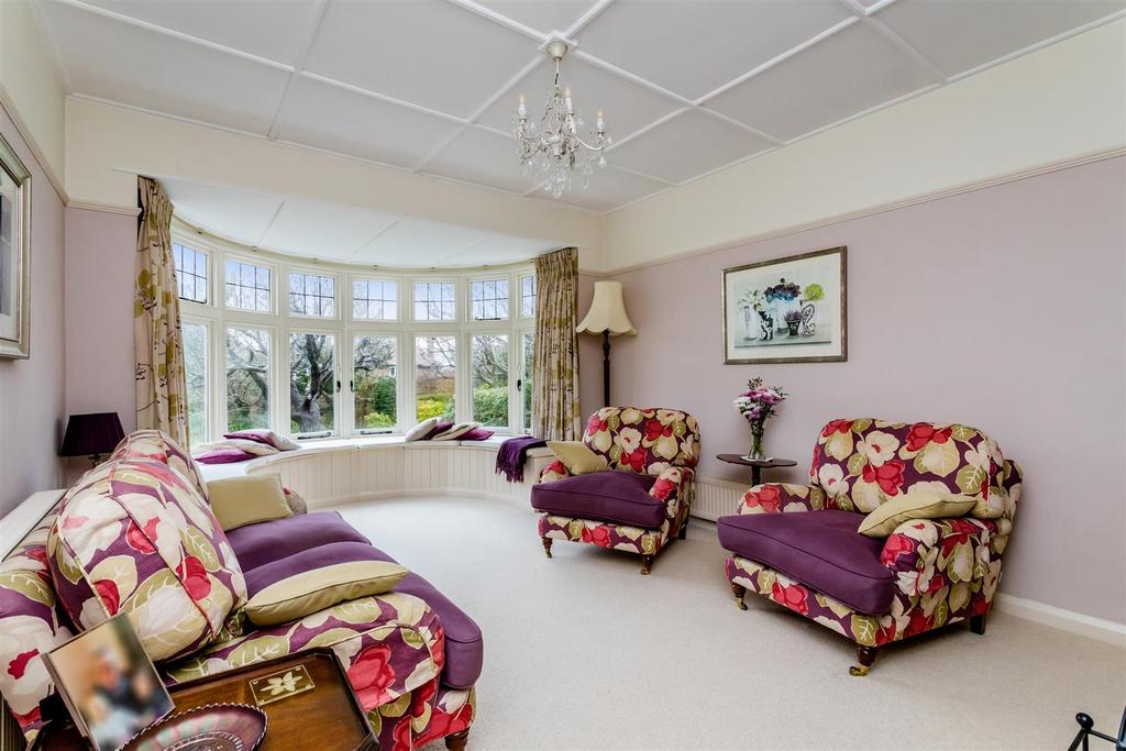 Hartfield Road, Seaford 4 bed detached house £945,000