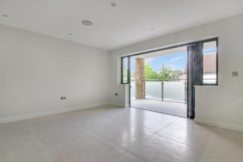 2 bedroom flat for sale - 33 Waverley Road, Enfield