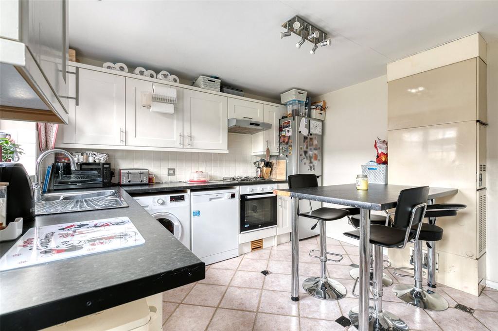 Draycott, Forest Park, Bracknell... 2 bed terraced house £325,000