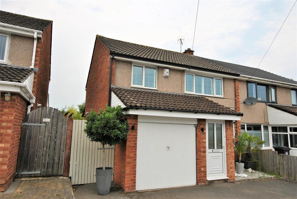 Rookery Way, Whitchurch 3 bed semidetached house £370,000