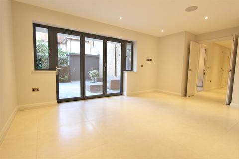 2 bedroom flat for sale - Elysium Court, Waverley Road, Enfield, EN2