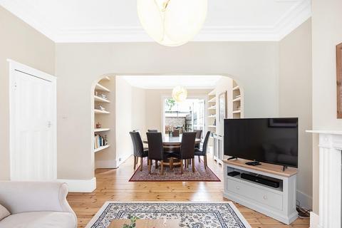 7 Beverstone Road, London, SW2 5AL