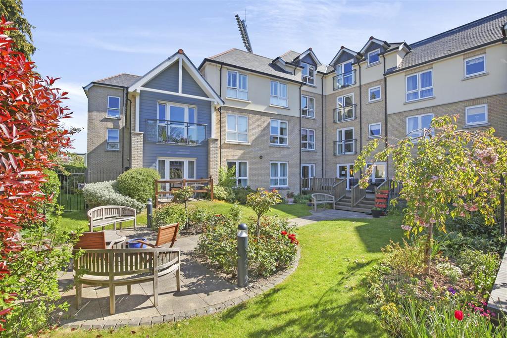 Bailey Court gardens.jpg