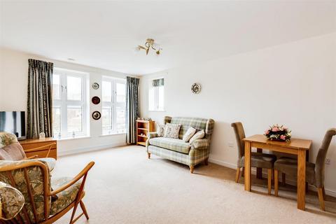 2 bedroom apartment for sale - Blunsdon Court, Lady Lane, Swindon, SN25 2NA