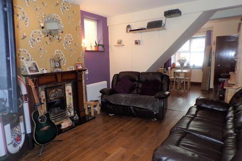 3 bedroom end of terrace house for sale - Dartmouth Road, Cannock