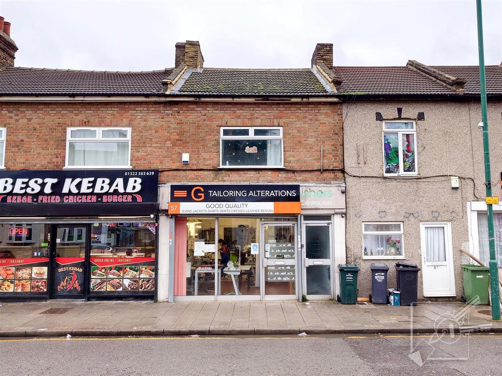 High Street, Kent Shop £800 pcm (£185 pw)