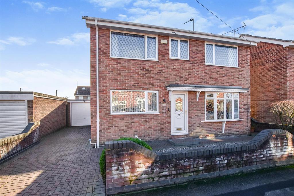 Maplewood Avenue, Hull 4 bed detached house £273,000