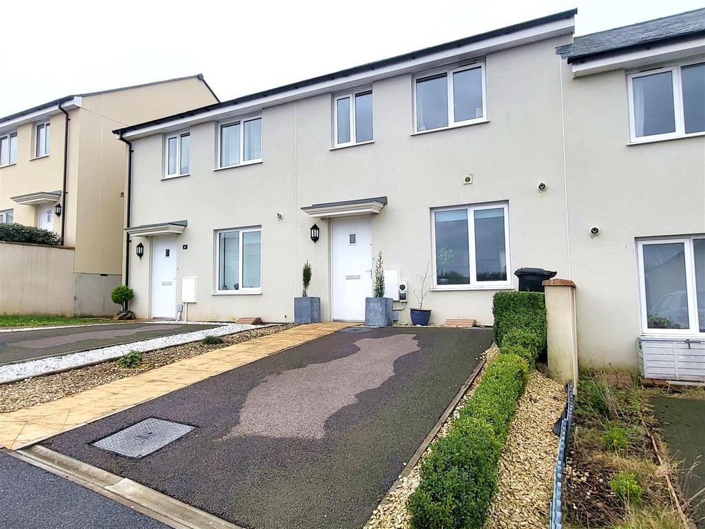 Lowenna Lane, Perranporth 2 bed house £275,000