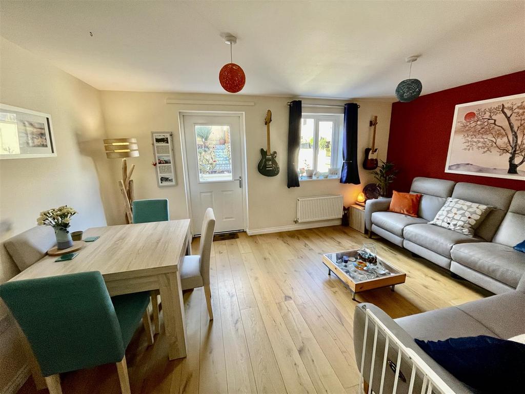 Lowenna Lane, Perranporth 2 bed house £275,000