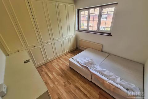 104 Finnis Street, London, E2 0DX