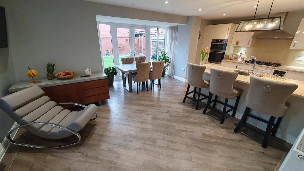Harris Road, Bingham 4 bed detached house for sale £415,000