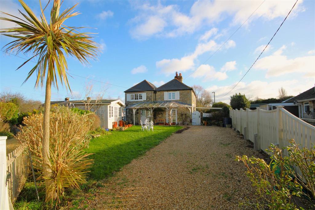 Thorley, Isle of Wight 2 bed house £375,000