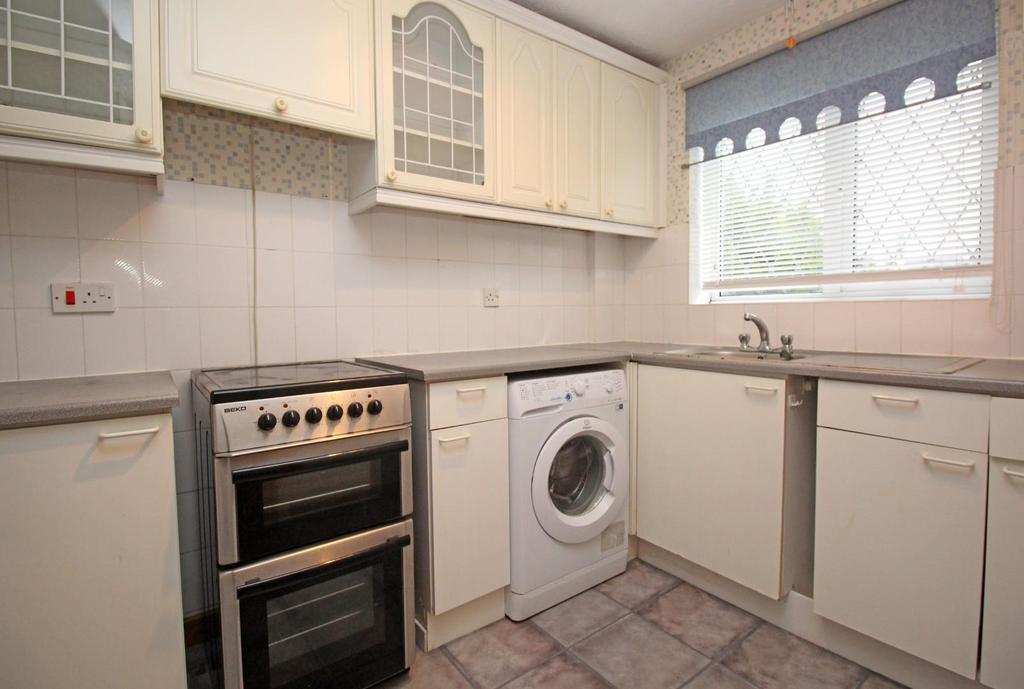 Shearwater Close, Stevenage, SG2 3 bed end of terrace house for sale