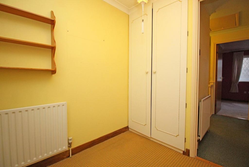 Bedroom 3 (2).JPG